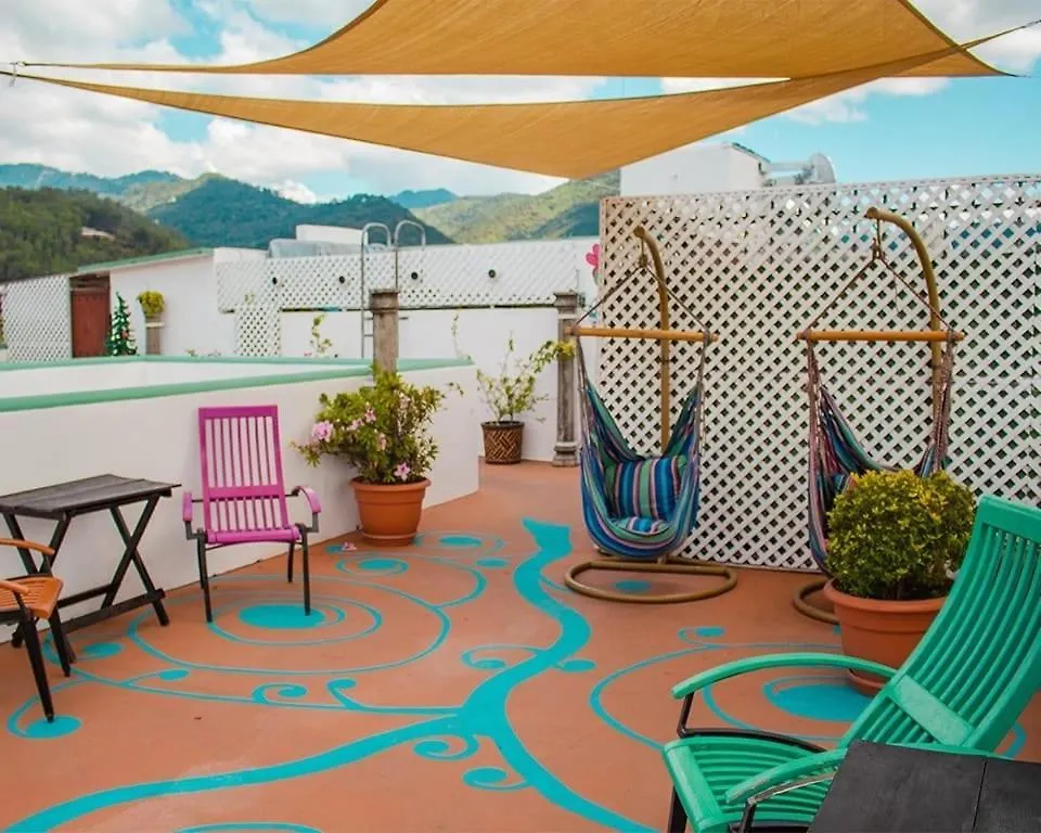 Hotel La Quinta Santa Lucia Antigua