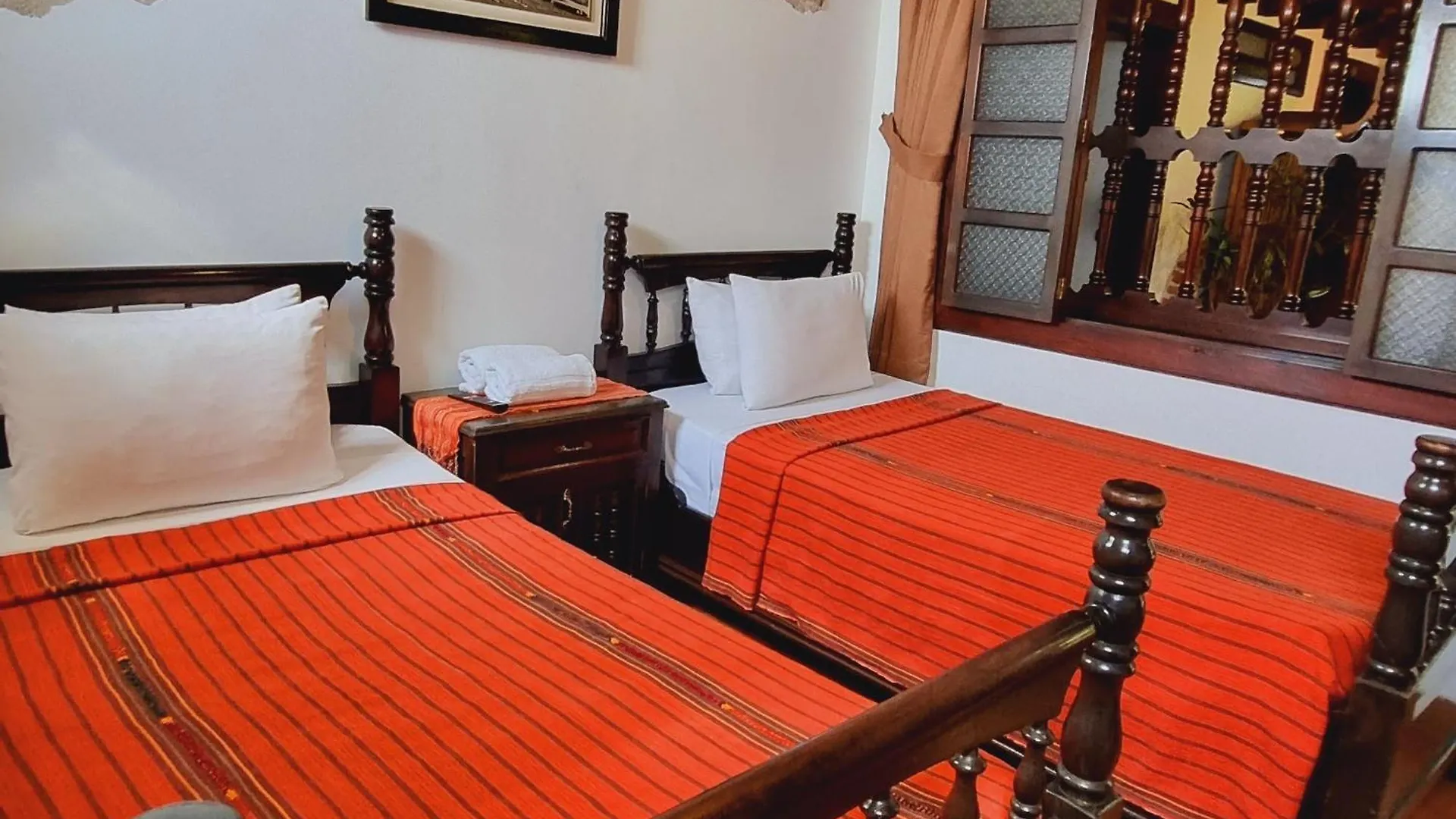 **  La Quinta Santa Lucia Hotel Antigua Guatemala